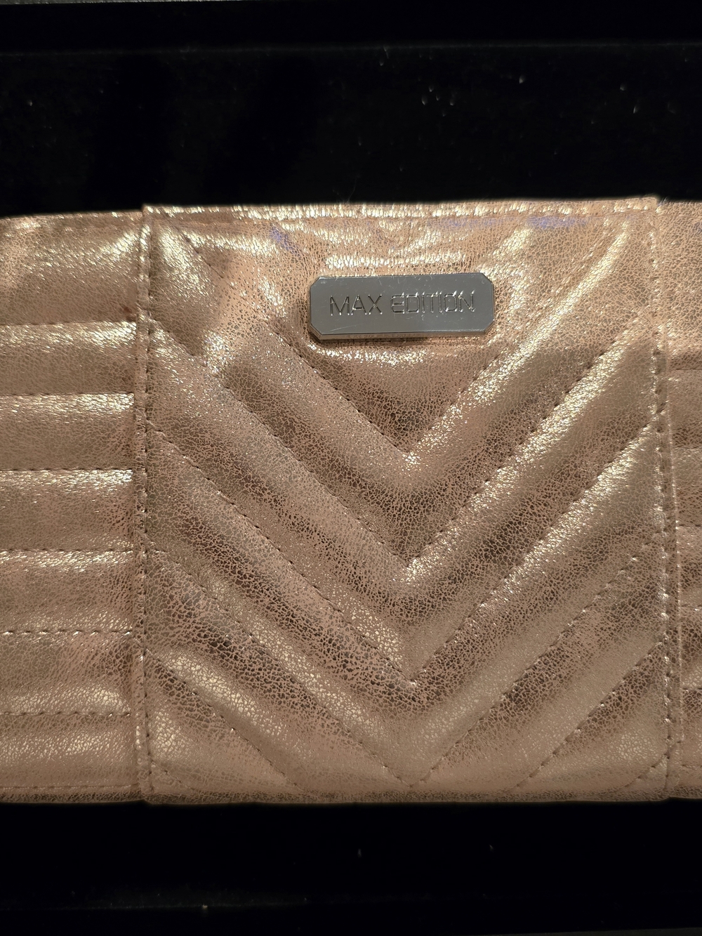 MAX EDITION Metallic Rose Chevron Wallet